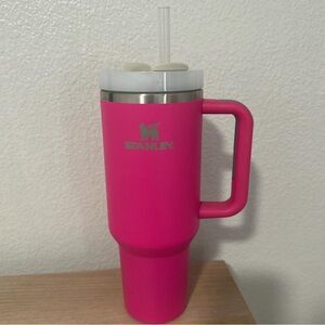 brand new 40oz pink stanley
